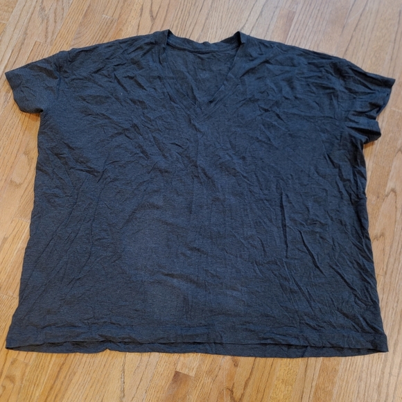 Lululemon Basic Black Loose fit Athletic Short Sleeve T Shirt XL - Picture 2 of 3
